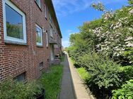 Kleine 2,5-Zimmer-Wohnung mit Holzdielenboden im Erdgeschoss - Husum (Schleswig-Holstein)