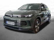 VW Tiguan, 2.0 l TDI Elegance EU6e, Jahr 2024 - Herten