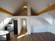 Exklusive 3-Zimmer-Dachgeschosswohnung mit Galerie in Abensberg - Abensberg