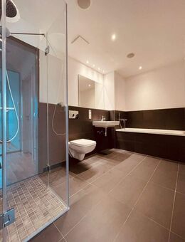 *** Penthouse I 3 Zimmer | Südterrasse I Skyline Leipzig | TG | Übernahme EBK möglich *** - Leipzig