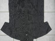 H&M Young Gr. 158 Jungenhemd Kurzarm schwarz mit hellen Streifen und coolem Rückendruck - Chemnitz