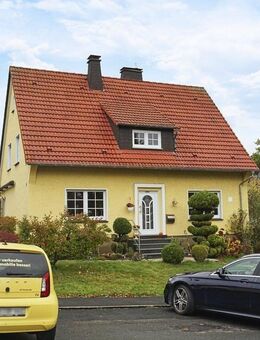 EFH / ZFH: Schick renoviertes Wohnhaus mit Terrasse und Garage! - Arnsberg
