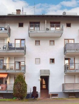 Helles, möbliertes Apartment mit Balkon, Stellplatz und guter Anbindung im beliebten Schwetzingen - Schwetzingen