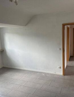 ++ Von Privat: Tolle, geräumige 3-Zi-Wohnung ++ - Oberhausen