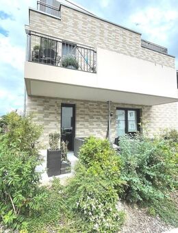 Moderne 2,5 Zimmer Erdgeschosswohnung mit großer Südterrasse in Finthen - Mainz