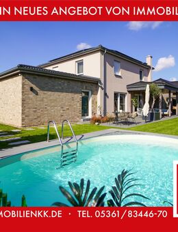 Modern, energieeffizient, stilvoll - Einfamilienhaus mit Pool und PV-Anlage in Rühen - Rühen