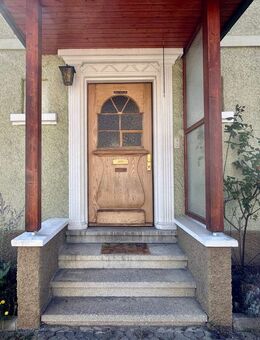 Zentrumsnahes, charmantes 5 Zi. EFH mit Gartenparadies In begehrter und ruhiger Lage in Rheinfelden mit Garage - Rheinfelden (Baden)