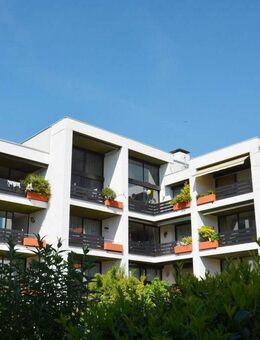 5815: Unterfeldhaus! Wohnen und Freizeit! Sonnige 3-Zimmerwohnung mit Aufzug und zwei Loggien! - Erkrath (Fundort des Neanderthalers)