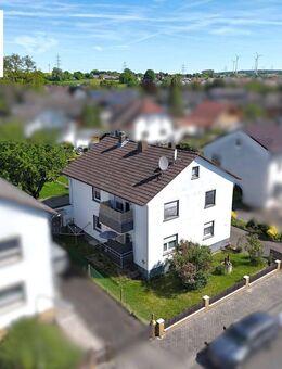 Grünes Wohnglück - Modernisiertes Zweifamilienhaus mit gepflegtem Garten - Stadtallendorf