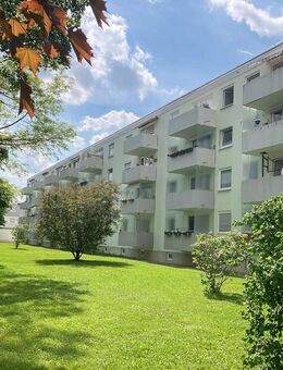 Gepflegte 2-Zimmer-Wohnung mit Balkon und TG-Stellplatz - Burghausen