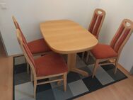Verkaufe Esstisch aus Buchenholz plus 4 Stühle - Langenhagen