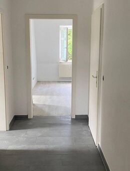 2 - Raumwohnung und Aussenstellplatz in Pirna, ALLES NEU, Erstbezug - Pirna