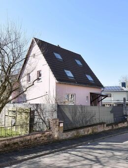 Modernes Zweifamilienhaus in ruhiger Lage von Kaiserslautern-Siegelbach - Kaiserslautern