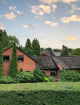 Am Waldrand - Einfamilienhaus mit Einliegerwohnung - Itzehoe