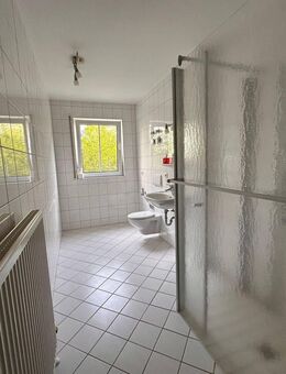 Bequeme, barrierearme Erdgeschosswohnung im ruhigen Innenhof - Chemnitz