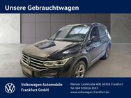 VW Tiguan, 2.0 TDI R-Line LEDMatrix R-Line, Jahr 2021 - Frankfurt (Main)