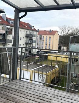 Moderne ruhige helle 3 Zimmer Maisonette Wohnung 68m² schöner Balkon Renoviert Parkett Keller - Augsburg