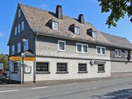 Ein Haus mit vielen Möglichkeiten! Ehem. Gaststätte mit Pensionszimmern in Grönebach - Winterberg