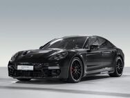 Porsche Panamera, GTS Soft-Close, Jahr 2022 - Stuttgart