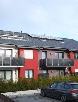 Moderne 4 Zimmer Wohnung mit Terrasse in Brake - Bielefeld