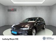 VW Passat Variant, 1.5 TSI Business, Jahr 2023 - Beckdorf