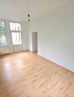 Helle 2-Zimmer-Wohnung in einer schönen Villa ## Balkon ## Garten - Jena