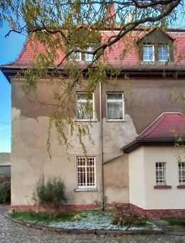 Altes Postamt ohne Käuferprovision - Regis-Breitingen