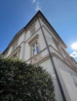 Erstbezug nach Sanierung! 4-Zimmerwohnung in malerischer Altbauvilla! - Neustadt (Coburg)