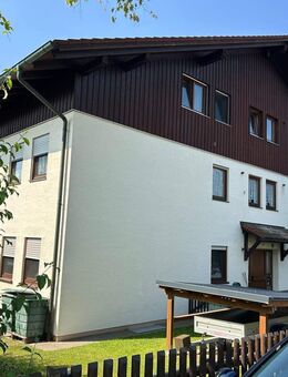 Licht, Raum, Ausblick - 5-Zimmer-Dachgeschosswohnung in Bad Kötzting - Bad Kötzting