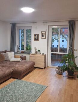solide 3 - Zimmer Wohnung im Südviertel mit Stellplatz - Jena
