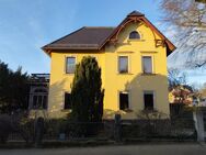 Großzügige 2-Zimmerwohnung mit großem Südbalkon in bester Lage von Radebeul-Oberlößnitz - Radebeul