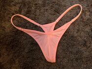 Rosa Bikini String - Gelsenkirchen