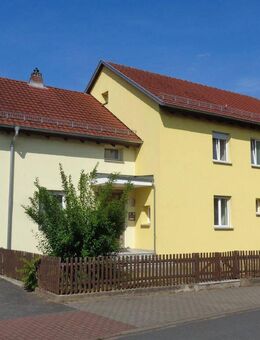 Wertheim- Bestenheid: ehemaliges Pfarrhaus mit viel Platz und schönem Garten - Wertheim