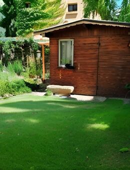 Wunderschöne Altbau Wohnung mit eigenem Garten in bester Lage - Frankfurt (Main)