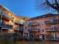 altersgerechte Wohnung in gepflegtem Haus mit Balkon und Fahrstuhl - Zwickau