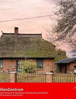 Wohnen in ruhiger Lage mit Reetdachflair - Neuburg