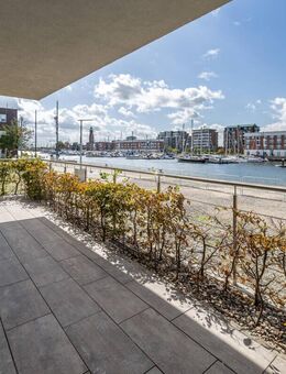 Exklusive Hafenresidenz - Luxuriöses Wohnen mit Terrasse, Garten & Wasserblick - Bremerhaven
