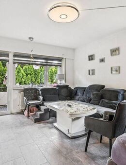 Lichtdurchflutet und gut geschnitten - Vermietete 3-Zimmer-Wohnung mit Balkon in gefragter Lage - Ludwigsburg