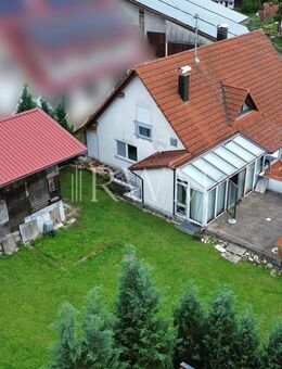 Großzügiges Einfamilienhaus mit Garten, Einliegerwohnung und Scheune - Oberndorf (Neckar)