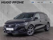 Ford Focus, 1.0 ST-Line EcoBoost Hyb Automatik Turnie, Jahr 2023 - Hamburg