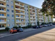 Vierraumwohnung mit Balkon und Blick ins Grüne - Crimmitschau