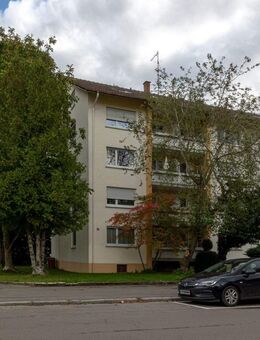 Bezugsfreie und sanierte Wohnung in zentraler Lage von Singen - Singen (Hohentwiel)