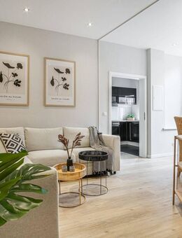 Stilvoll möblierte 2-Zimmer-Wohnung mit Einbauküche - super zentral in Rendsburg - Rendsburg