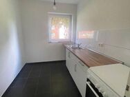 *Schöner Wohnen mit moderner Ausstattung und sonnigem Balkon* - Schleswig