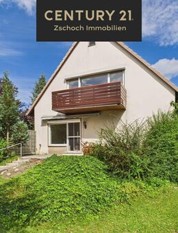 Sehnde-Höver: Wohnhaus mit viel Platz und schönem Garten! - Sehnde