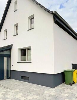Lage, Lage, Lage: Kernsaniertes Stadthaus mit ca. 171 m² Wohnraum, Garten & Garage (Energieklasse B) - Villingen-Schwenningen