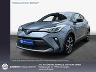 Toyota C-HR, 2.0 Hybrid Team Deutschland, Jahr 2020 - Reutlingen