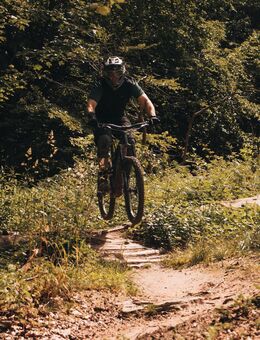 Trail-Buddy mit Kamera-Auge gesucht! 🚵‍♂️📸 - Oberstenfeld