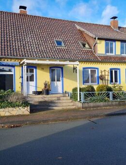 Leben, Arbeiten, Träumen: Großes Wohnensemble mit alter Backstube - Gielow