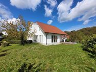 ERSTBEZUG NACH SANIERUNG!!! Hochwertiges Einfamilienhaus in begehrter Lage von Niederaula - Niederaula